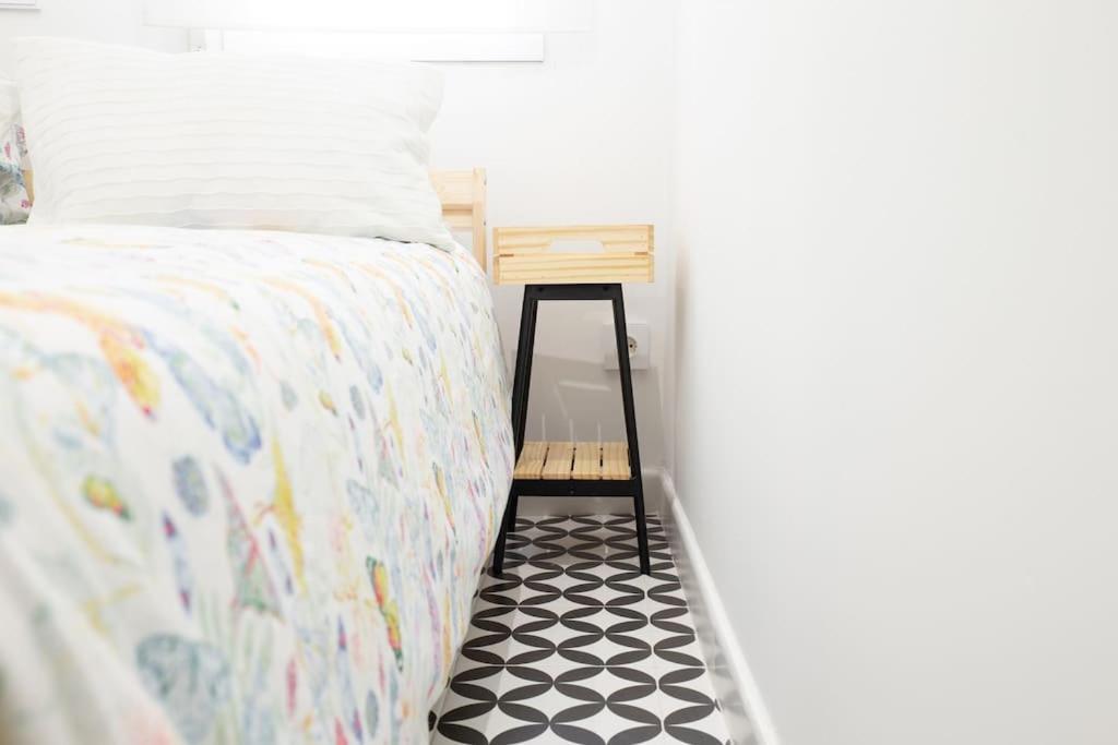 Encantador Apartamento Reformado En Tetuan By Bebalmy Madrid Bagian luar foto